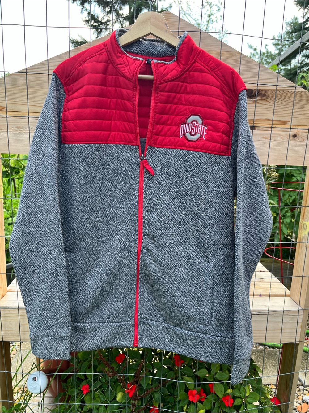 Colosseum Red and Gray Quilted Chest Full-Zip Jacket